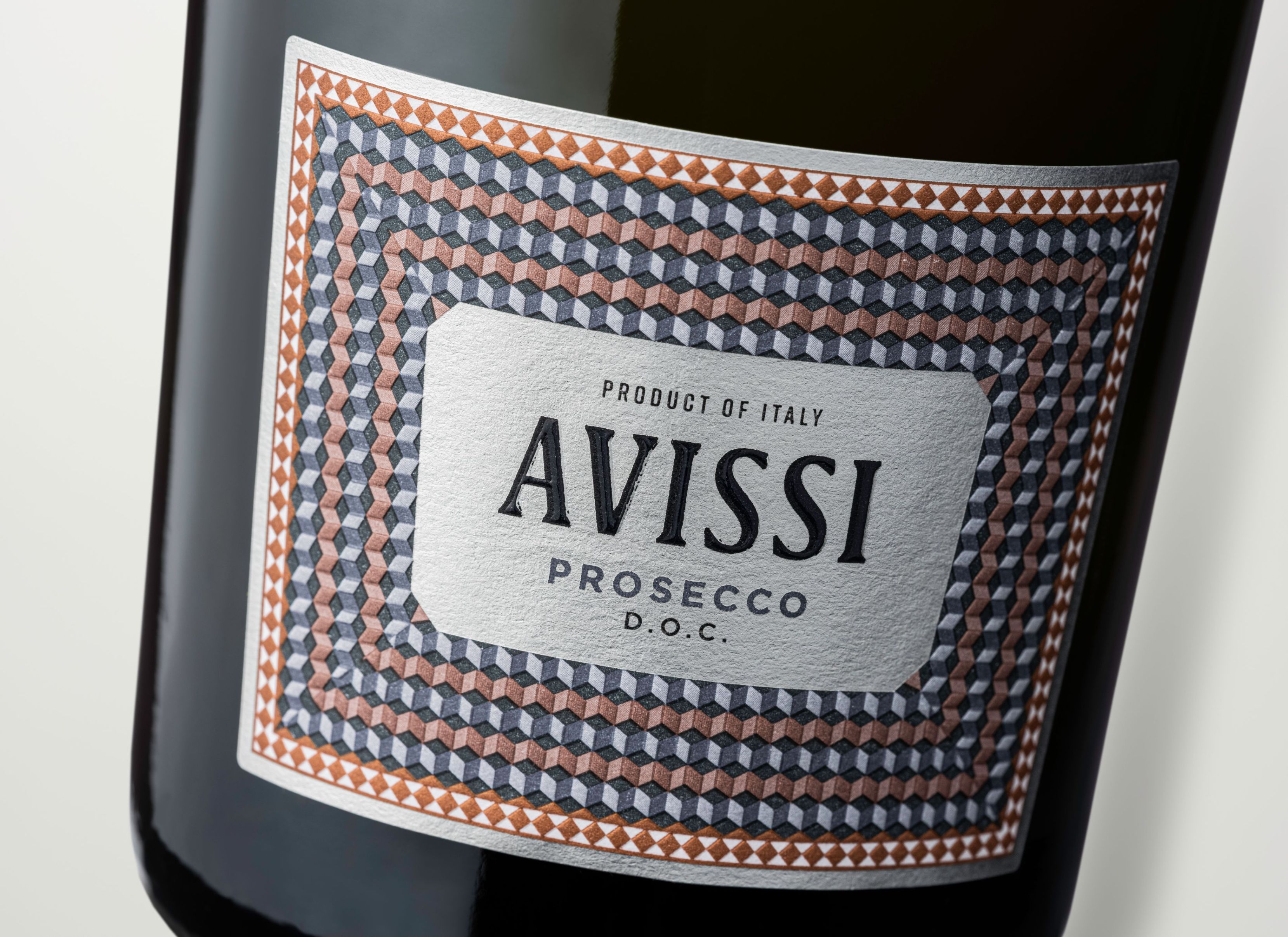 MUSE Design Winners - AVISSI Prosecco Sparkling Wine Packaging Redesign