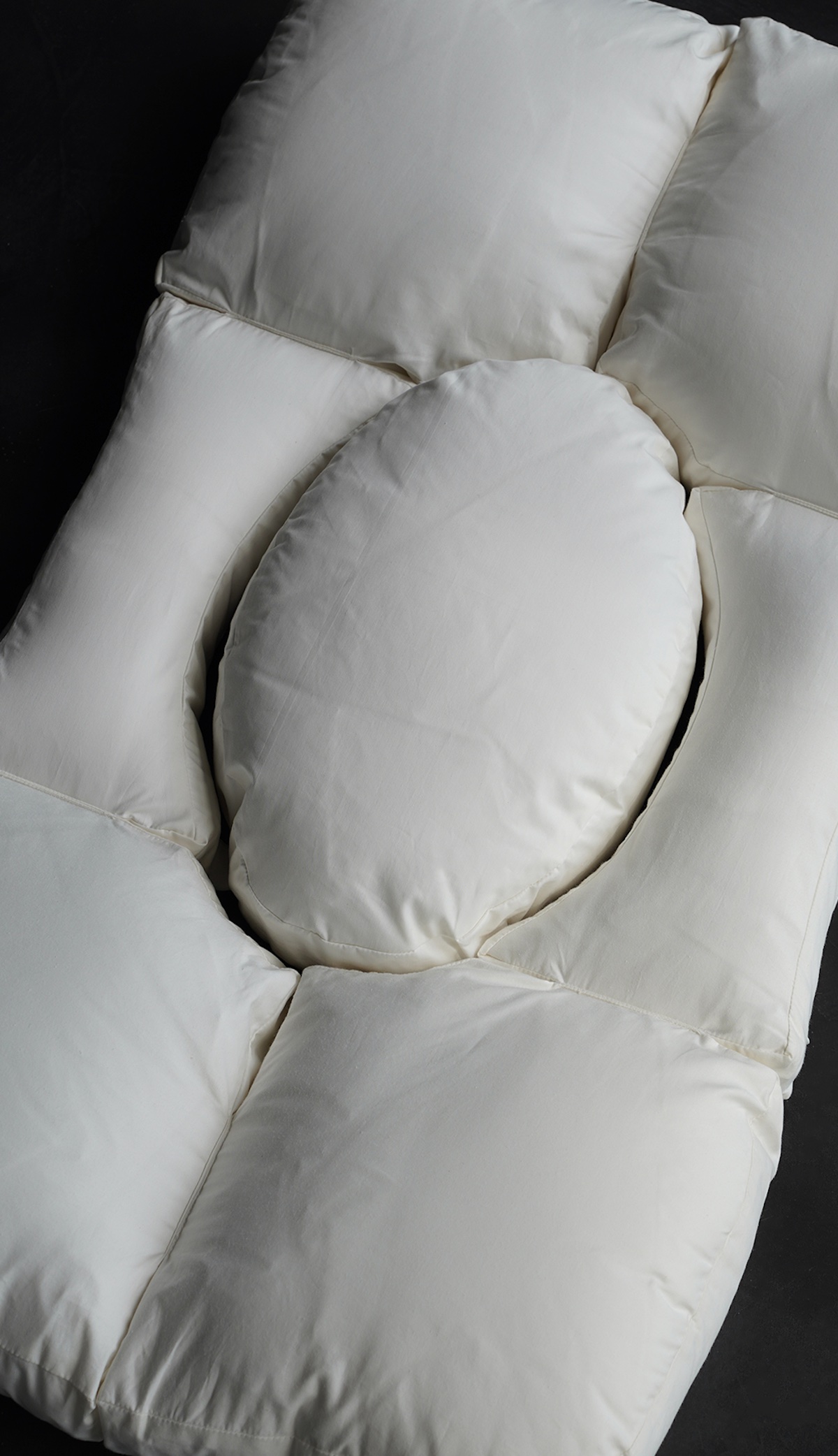 MUSE Design Winners - SIDANDA Seven-piece Balance Goose Down Pillow