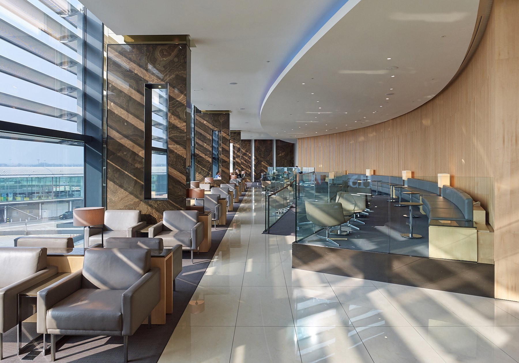 MUSE Design Winners - Air Canada Maple Leaf Lounge London Heathrow Airport